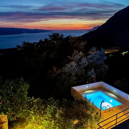 Stone House Nikolina With Heated Pool Holiday home *