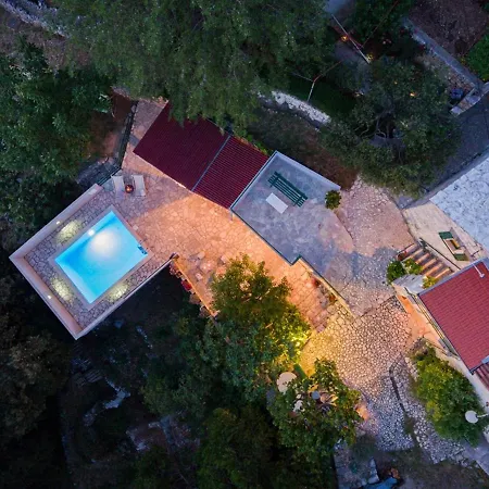 Stone House Nikolina With Heated Pool
